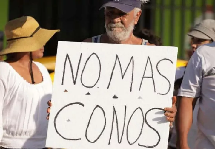 Los manifestantes exigen que se tomen políticas de seguridad vial. Foto: Eric A. Montenegro. 
