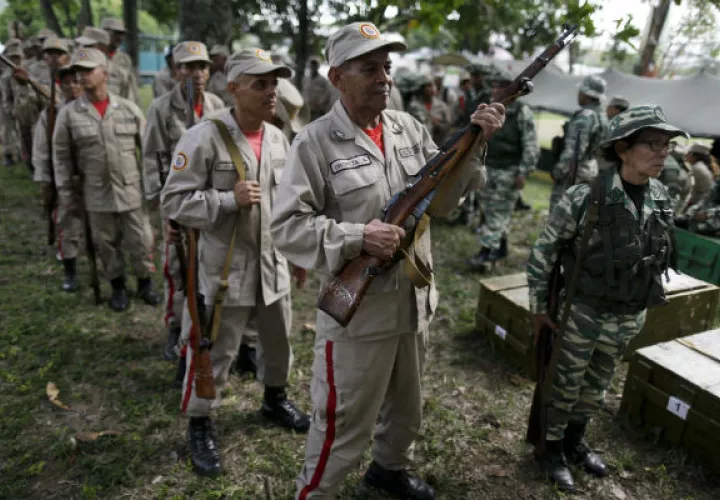 Diosdado Cabello, pregona que la Milicia Nacional Bolivariana "es hoy todo el pueblo". Foto: Archivo/Ilustrativa.  