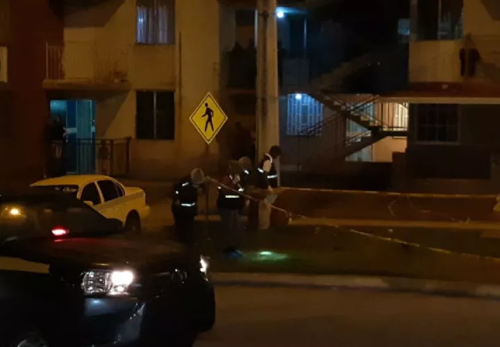Residentes en los multifamiliares 10 y 11 escucharon los disparos. Foto: Diómedes Sánchez S.