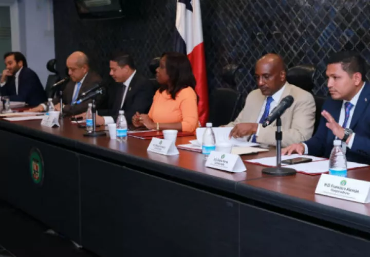 De acuerdo a lo establecido por el Ejecutivo, las reformas a la Ley de Contrataciones Públicas fortalecerán la referida legislación y le otorgarán mayor eficacia y claridad. Foto/Cortesía