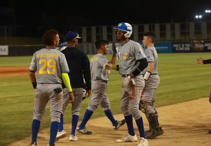 Herrera se ha mantenido con un ritmo en el béisbol juvenil. Foto:Anayansi Gamez