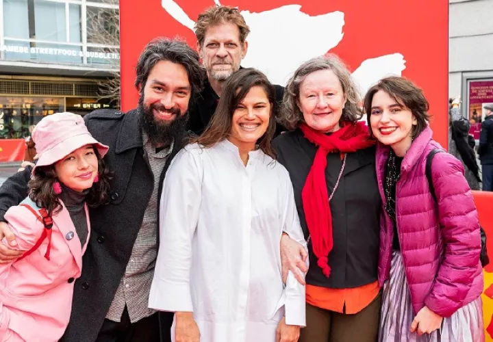 María Galant, Vinicius Lopes, Felipe Kannenberg, Luciana Mazeto, Maryanne Redpath y Anaís Grala Wegner. Berlinale.de