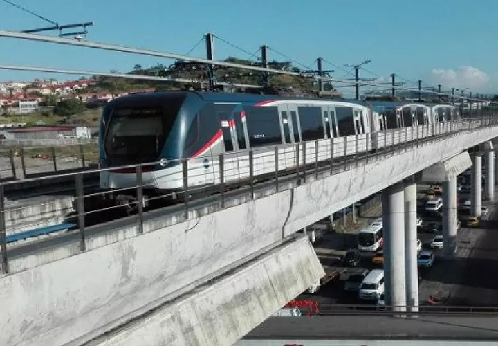 Panamá es el único país de Centroamérica con sistema de Metro, que cuenta con la Línea 1 y la Línea 2.