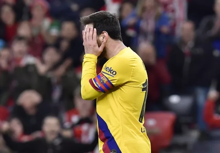 Ni Messi pudo rescatar al Barcelona.