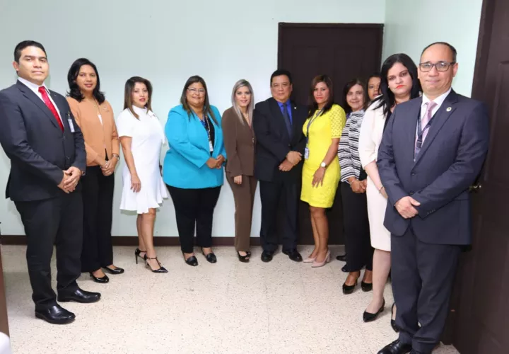 Nuevas fiscales anticorrupción se instalan en sus despachos. Foto: Ministerio Público