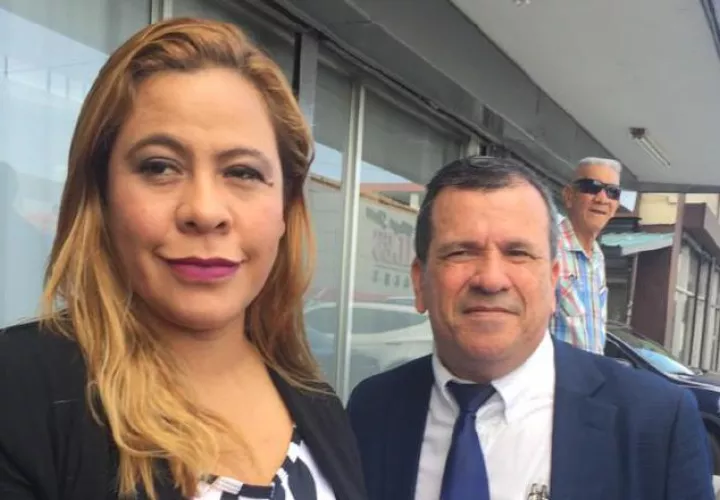 Marisol Argelis tiene tres hijos y es licenciada en Inglés.