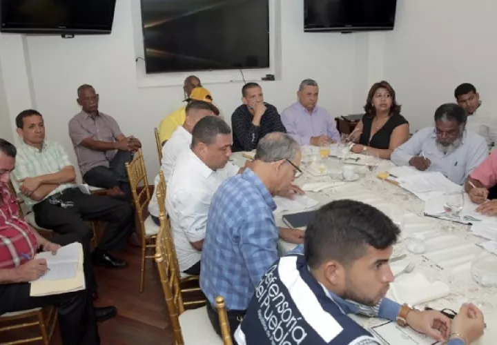 La mesa de trabajo se instaló el 19 de febrero en la Presidencia. Foto: Cortesía