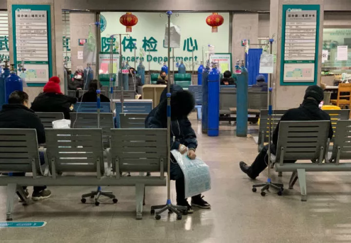 Los críticos en línea han expresado enojo ante la respuesta de Beijing al brote de coronavirus. El Union Hospital en Wuhan, la ciudad al centro del brote. Foto / Chris Buckley/The New York Times.