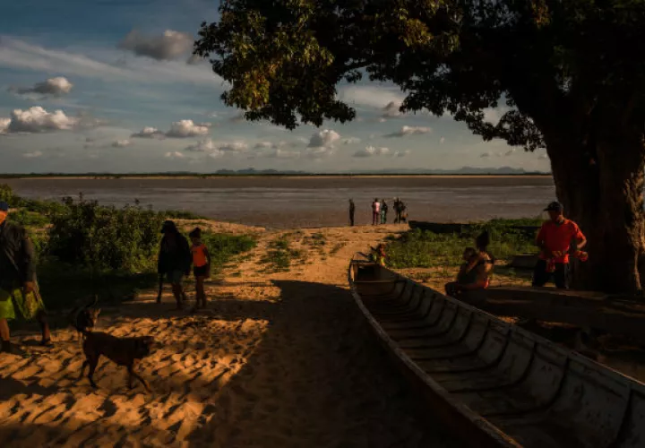 Parmana, un pueblo a orillas del Orinoco que ha caído en subsistencia sin ley, exportaba arroz, frijol y algodón. Foto / Adriana Loureiro Fernande para The New York Times.