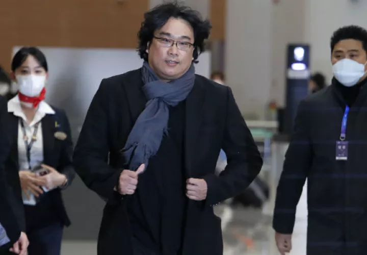 El director Bong Joon Ho se ha enfocado en los asuntos sociales de Corea del Sur. Su filme “Parásitos” ganó el Óscar de Mejor Película. Foto / Ahn Young-Joon/Seoul, vÍa Associated Press.