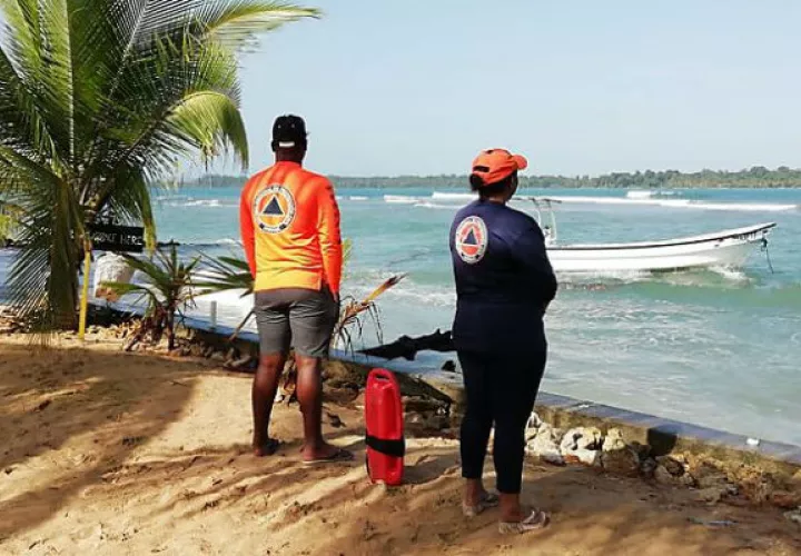 El Sinaproc pide a la ciudadanía no acudir a las playas caribeñas para evitar accidentes. Foto: Panamá América.