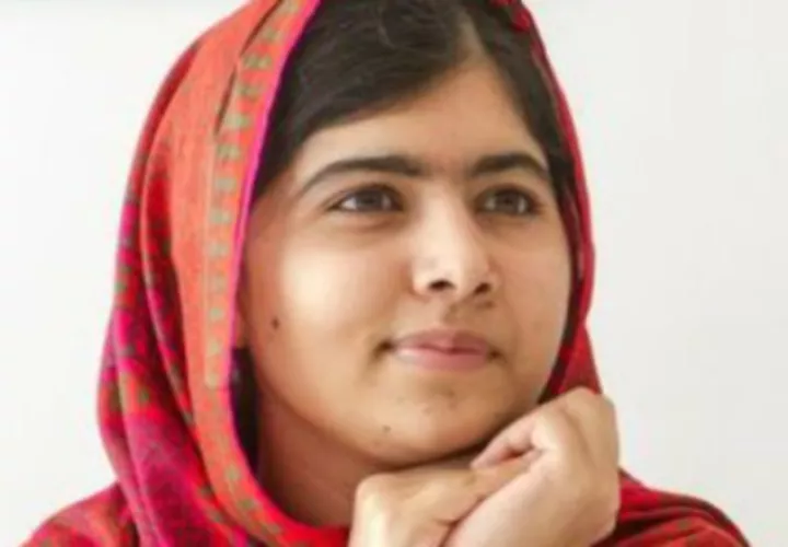 Malala Yousafzai. Fue galardonada con el Premio Nobel 2014. Sentó precedente como la persona más joven a la que se le ha entregado este en la historia. Foto: cambio16.com