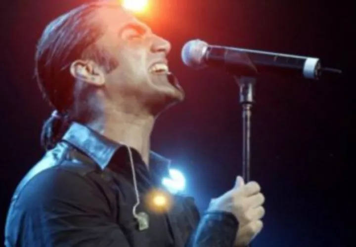 Alejandro Fernández, cantante.