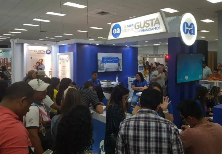 Los proyectos que se ofertaron en Expo Inmobiliaria Acobir tenían precios desde los $40 mil dólares. Foto/Cortesía