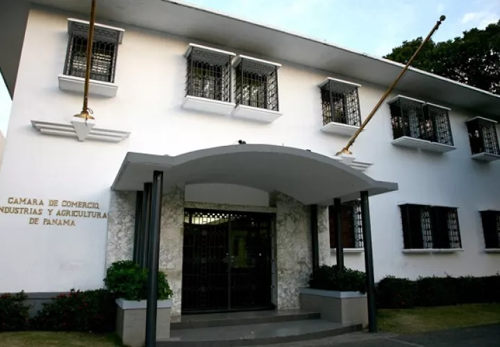 Cámara de Comercio apoya el proyecto del Instituto Técnico Superior Especializado.