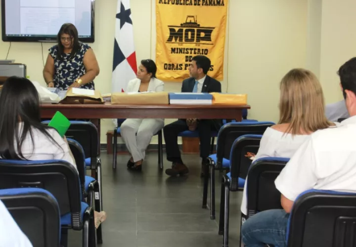 La apertura de sobres se dio una semana antes de la Navidad. Cortesía