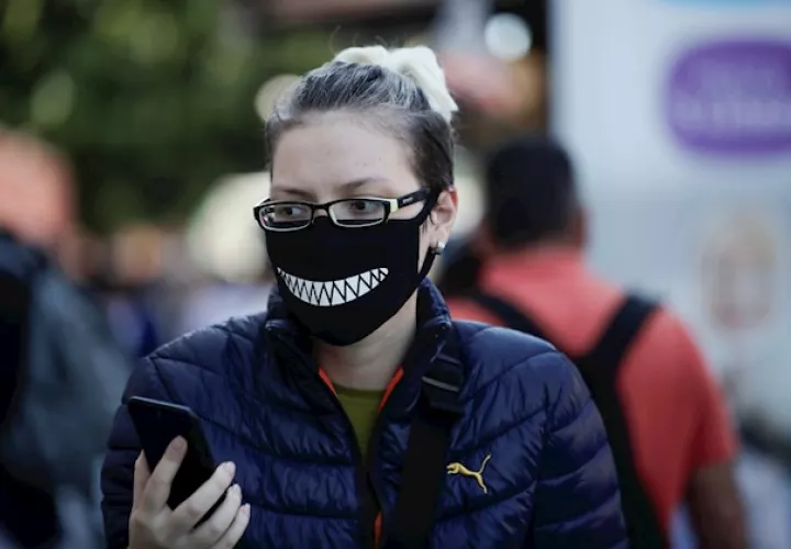 Los datos, que comparan los movimientos de personas entre el 20 de febrero, cuando se registró el primer caso, y hoy, muestran que el 60 % de la población se ha quedado en casa.