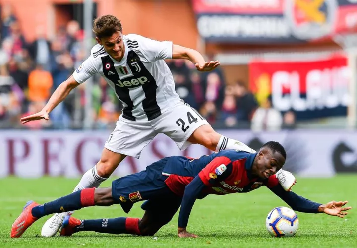 Daniele Rugani, primer futbolista en dar positivo por coronavirus en la Serie A. Foto EFE