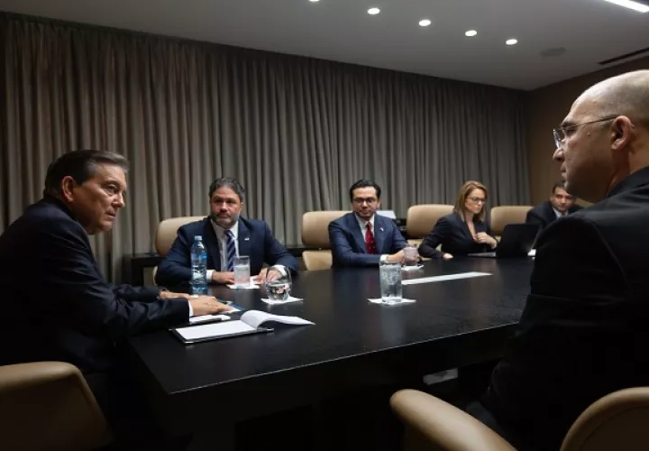 Enka expresó su interés de invertir a través de las APP y de establecerse en Panamá.
