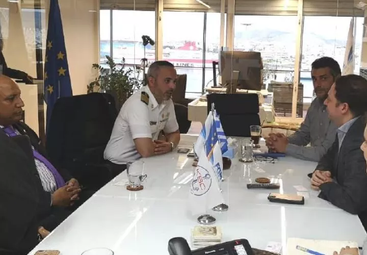 La AMP gestiona becas para marinos panameños en Grecia.