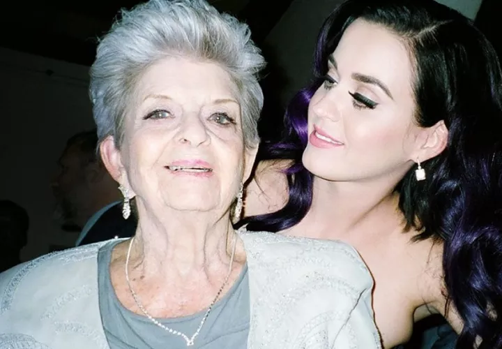Katy Perry y su abuela Pearl Ann Hudson. Foto: Instagram