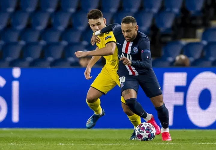 Neymar en el partido contra Borussia Dortmund. Foto:AP