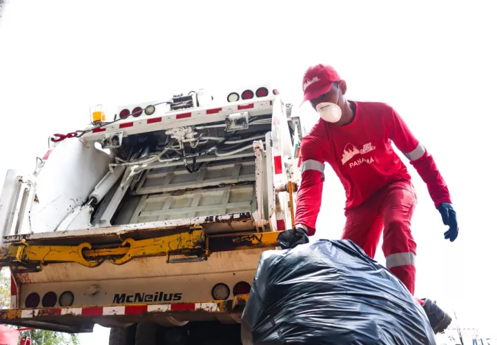 Aseo Capital también hace algunas recomendaciones para el pago del servicio. Foto/Eric Montenegro
