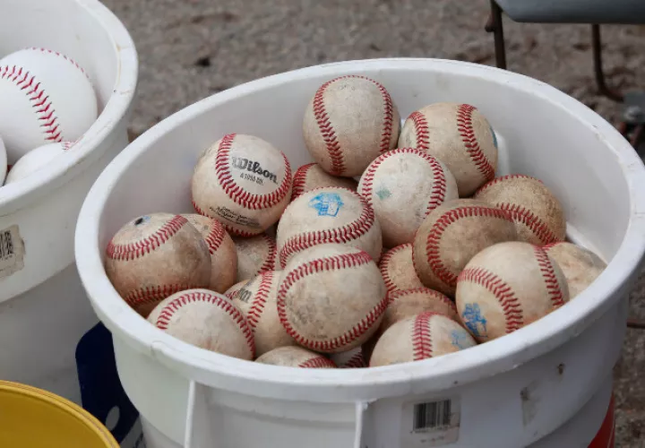 pelotas_beisbol_.jpg