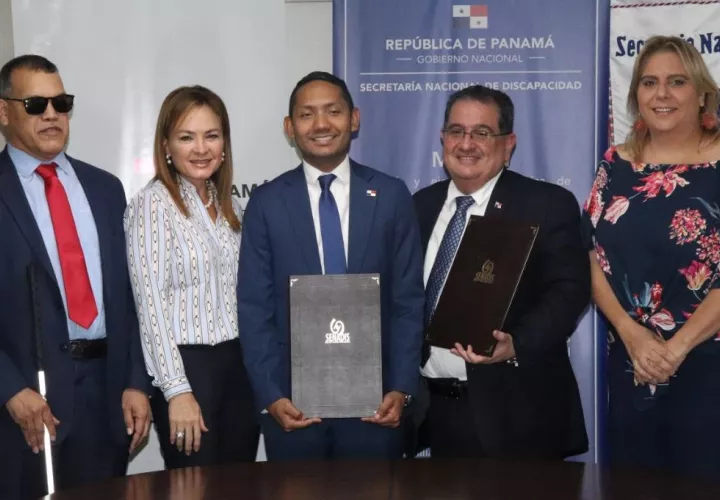  Ifarhu y Senadis  establecieron un acuerdo de cooperación interinstitucional, a fin de apoyar a la inclusión educativa plena de las personas con discapacidad.