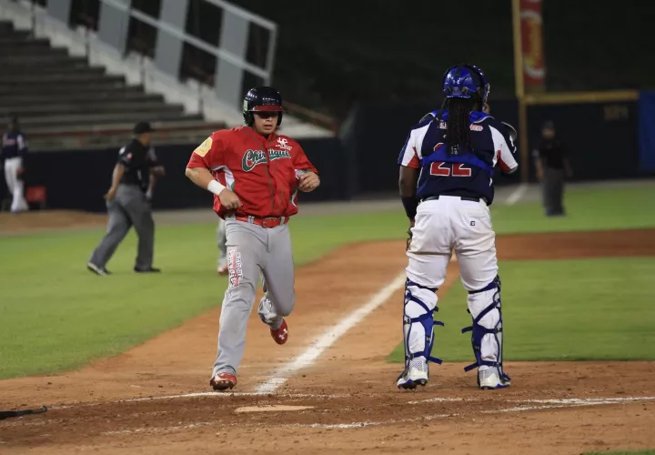 Xavier Quiroz es el primera base de Chiriquí. Foto:Anayansi Gamez