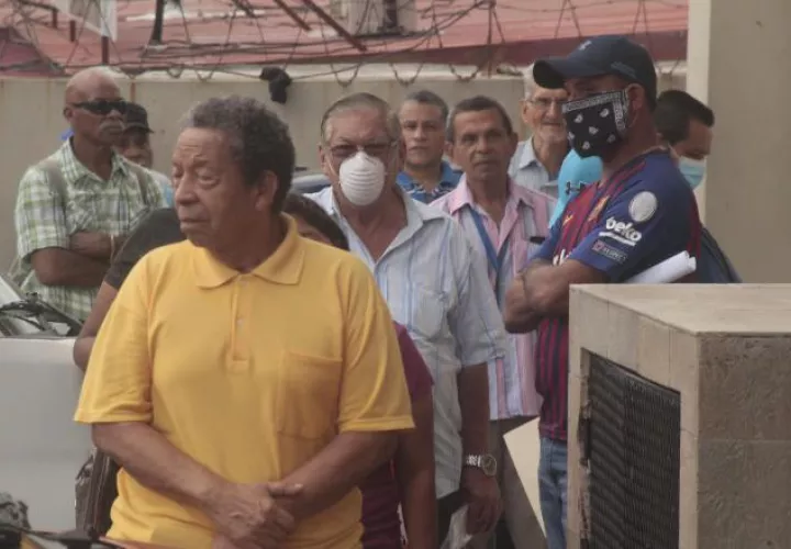 La principal causa de muerte de los adultos mayores son las enfermedades cardiovasculares. 
