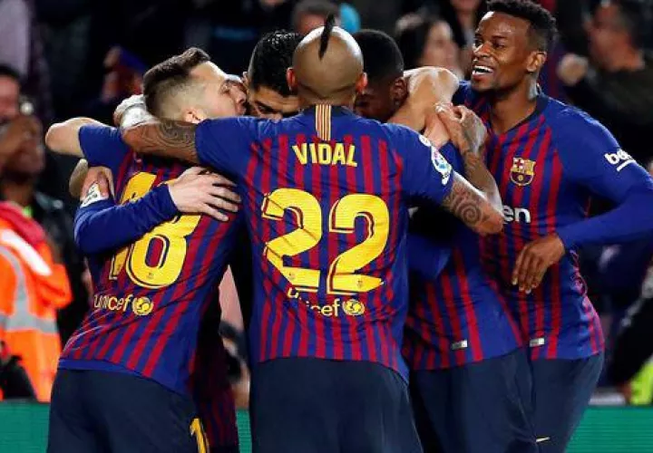 Jugadores del Barcelona. Foto:EFE
