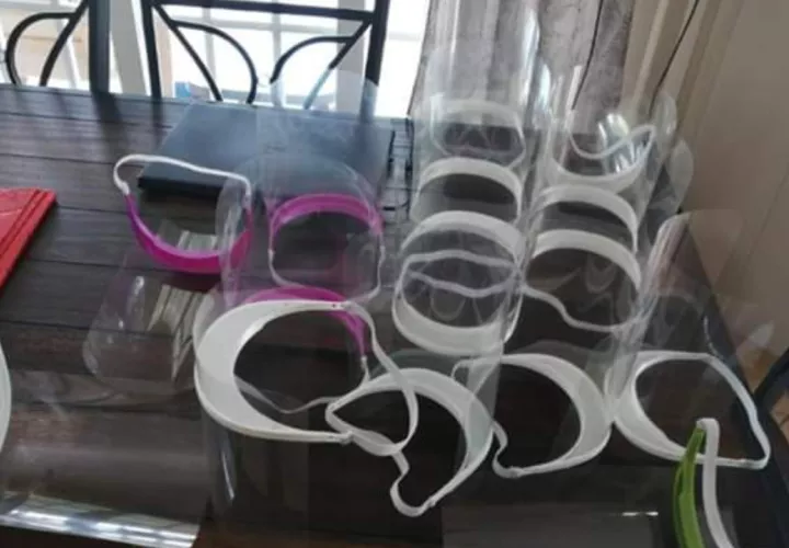 Se conoció por parte de los creadores de este proyecto que han iniciado con la entrega de estos 60 protectores. Foto/Mayra Madrid