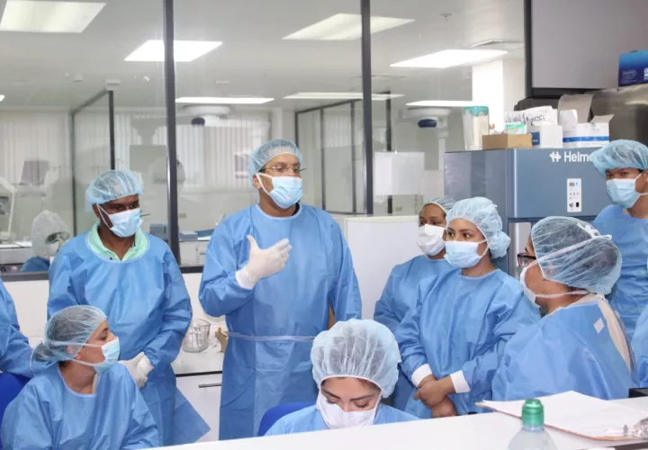 Unos ocho están en las salas del centro hospitalario, dos permanecen en la unidad de cuidados intensivos. Foto/Melquiades Vásquez