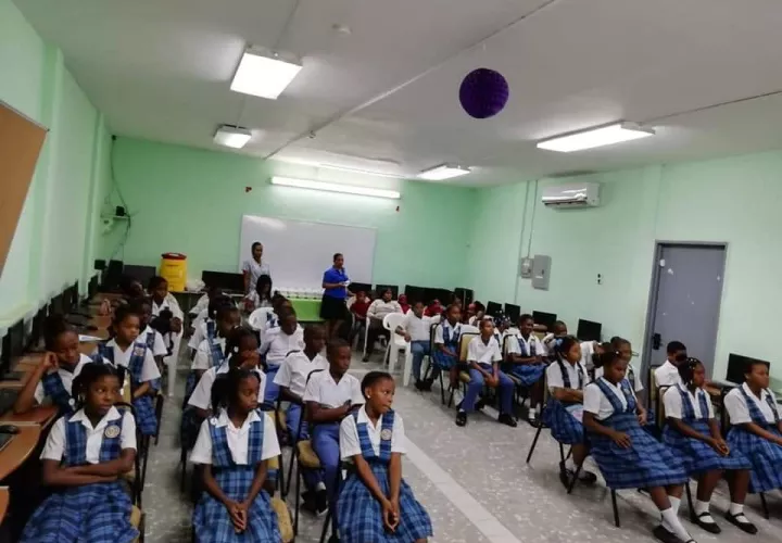 El Ministerio de Educación en los próximos días debe tomar una decisión sobre el calendario escolar.