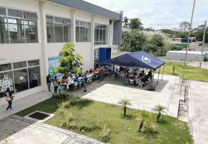 La oficina abrirá en un horario de 8:00 a.m. a 12:00 m.d., informó el gerente general de la entidad, Gean Marc Córdoba. 