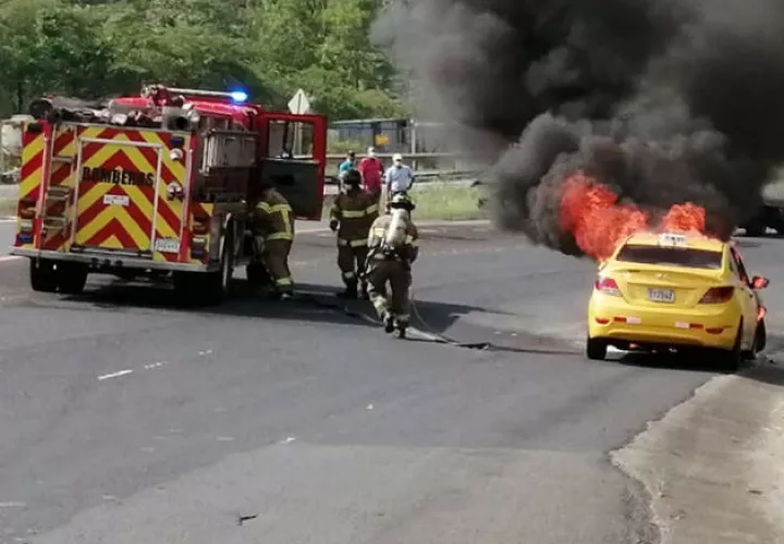 colon_taxi_incendia.xxxjpg_0.jpg