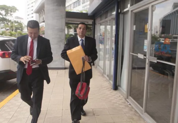 Jorge Alberto Rosas (dcha.) fue detenido el pasado 20 de febrero, luego de negarse a declarar por el caso Odebrecht.