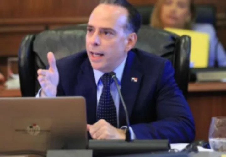 Alejando Ferrer, canciller de Panamá.