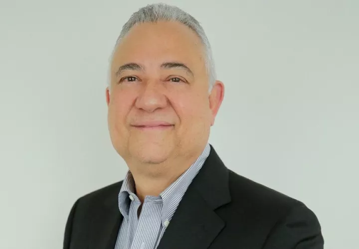 Carlos García reemplaza a Juan Carlos Muñoz.