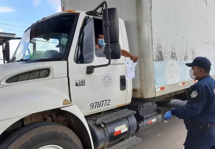 Los salvoconductos permiten la movilidad en medio de la cuarentena por el COVID-19.