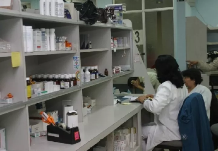 Los pacientes exigen a la Caja de Seguro Social los medicamentos. Archivo