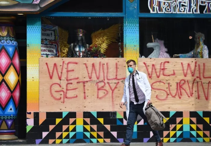 En San Francisco y más allá, el coronavirus podría crear un punto de inflexión en cómo trabaja y vive la gente. Foto / Josh Edelson/Agence France-Presse — Getty Images.