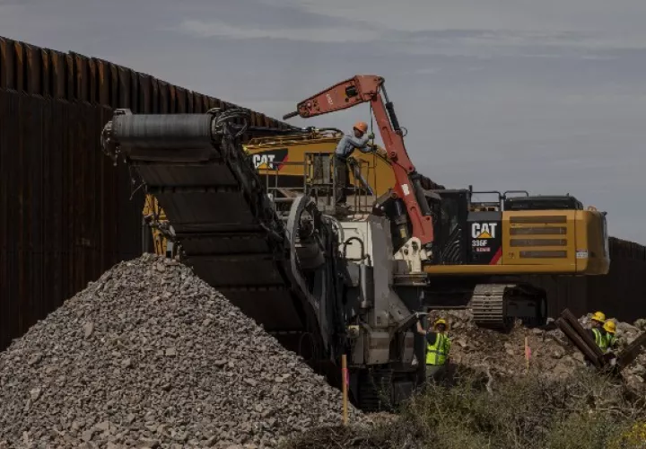   Trabajadores del muro podrían ser vectores. Foto / Adriana Zehbrauskas para The New York Times.