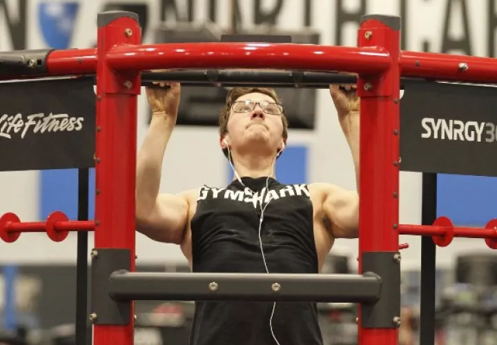  Un nuevo estudio arroja que músculos retienen el entrenamiento a nivel molecular, aun si se interrumpe. Foto / Gray Whitley/Sun Journal, vía Associated Press.