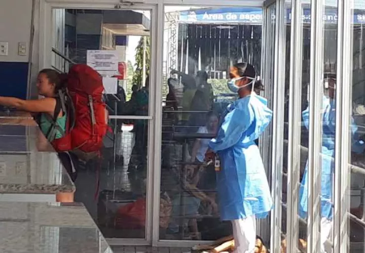 Efectúan más donaciones para hacerle frente al COVID-19.