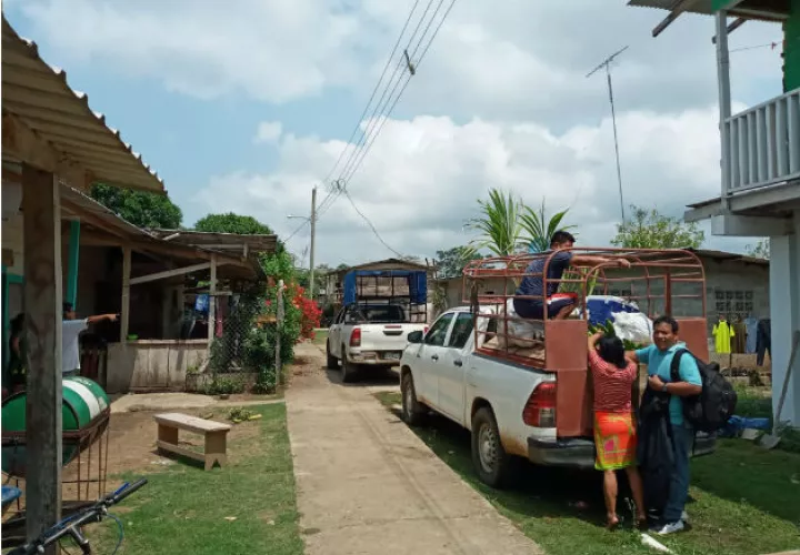 El transporte de los productos contó con el apoyo del Servicio Nacional de Fronteras (Senafront). Fotos: Cortesía.  