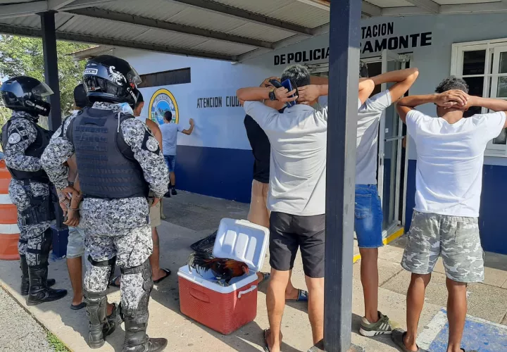 Los moradores de la barriada se quejaron por el escándalo que había en el lugar y lo denunciaron a la Policía Nacional. Foto/Eric Montenegro