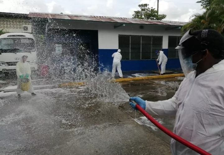 Las jornadas de sanitización  son constantes en el distrito de San Miguelito.