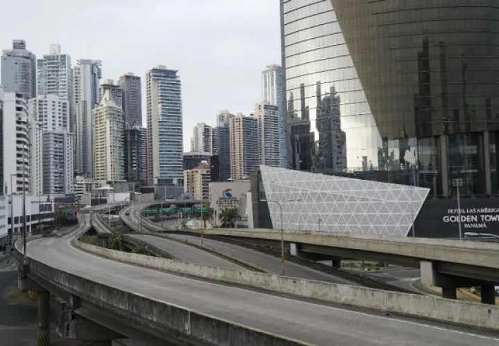 La cuarentena total se mantiene los sábados y domingos en todo el país. 